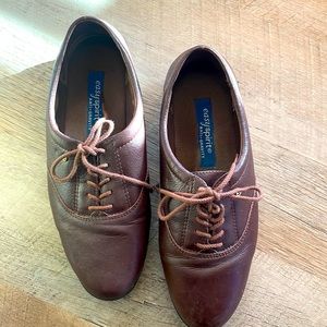 Easy Spirit - anti gravity shoes